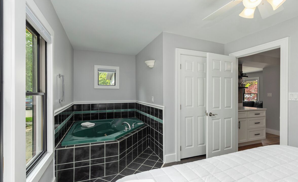 Photo of Bedroom in Saugatuck