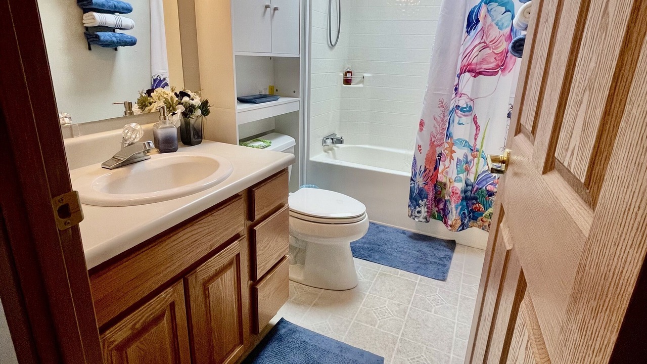 Photo of Bathroom in Sister Lakes