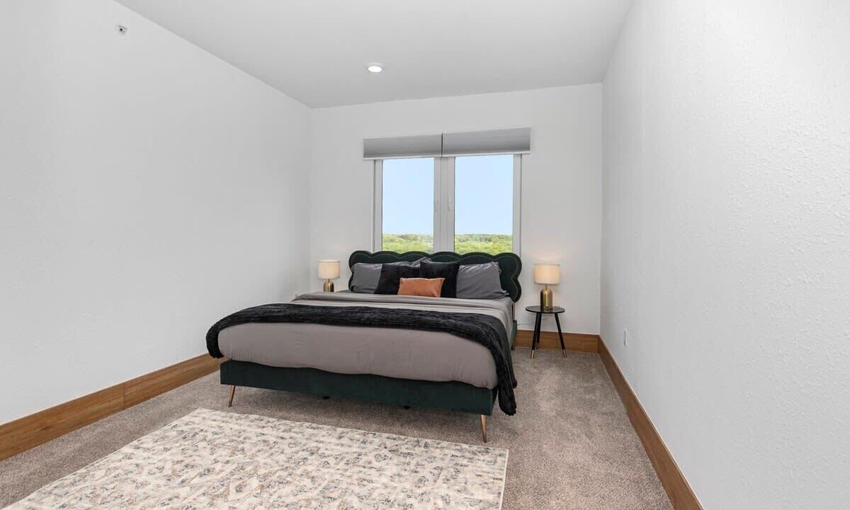 Photo of Bedroom in Grandville