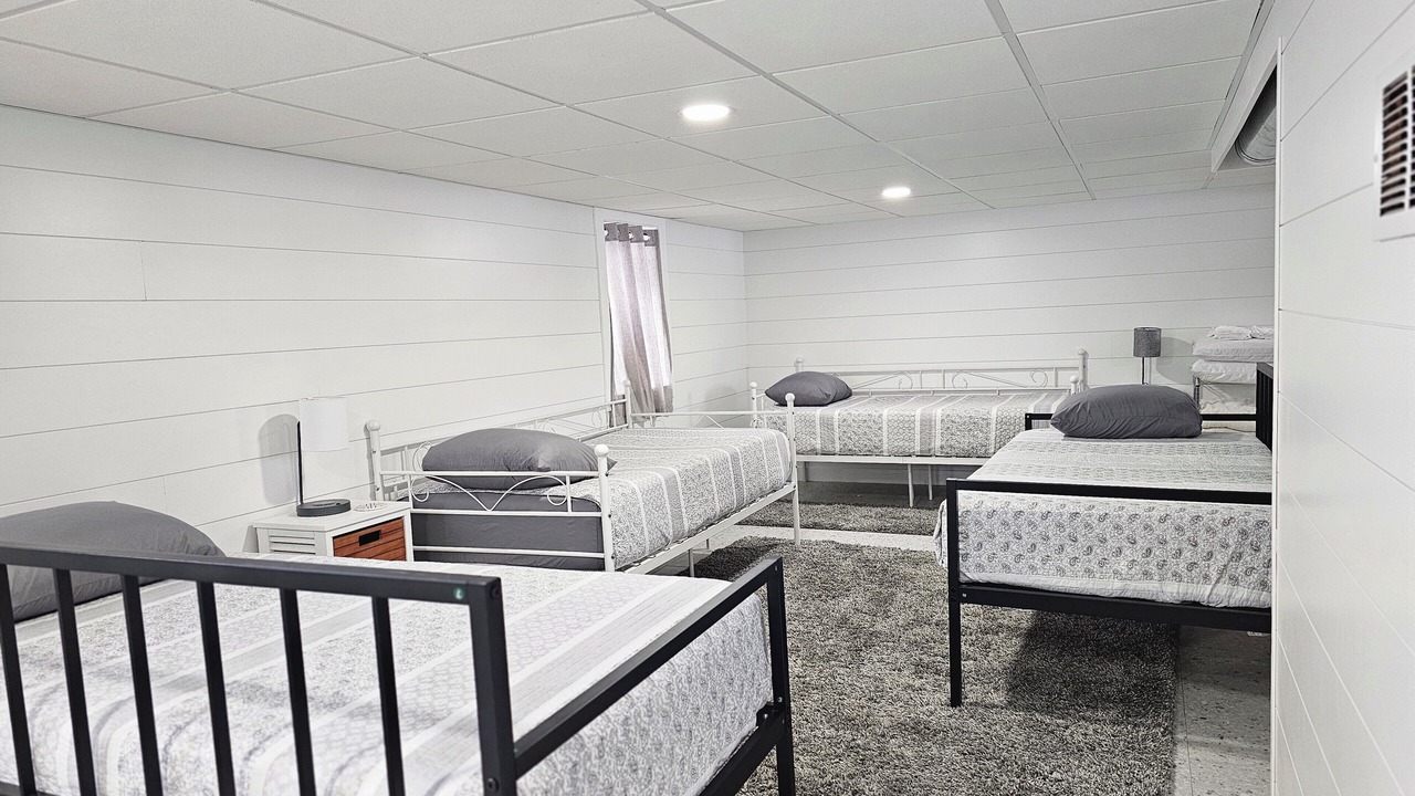 Photo of Bedroom in Lakeside