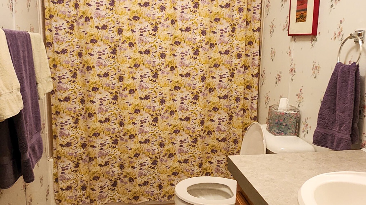 Photo of Bathroom in Lakeside