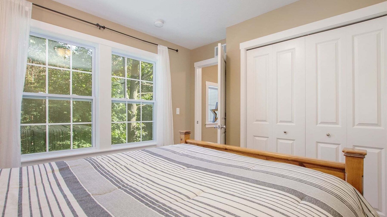 Photo of Bedroom in Saugatuck