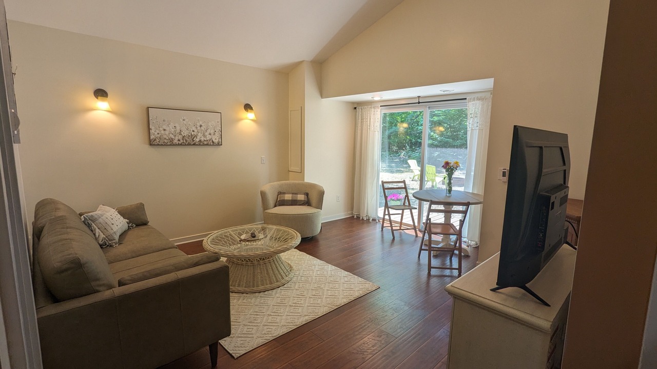 Photo of Livingroom in Shelby