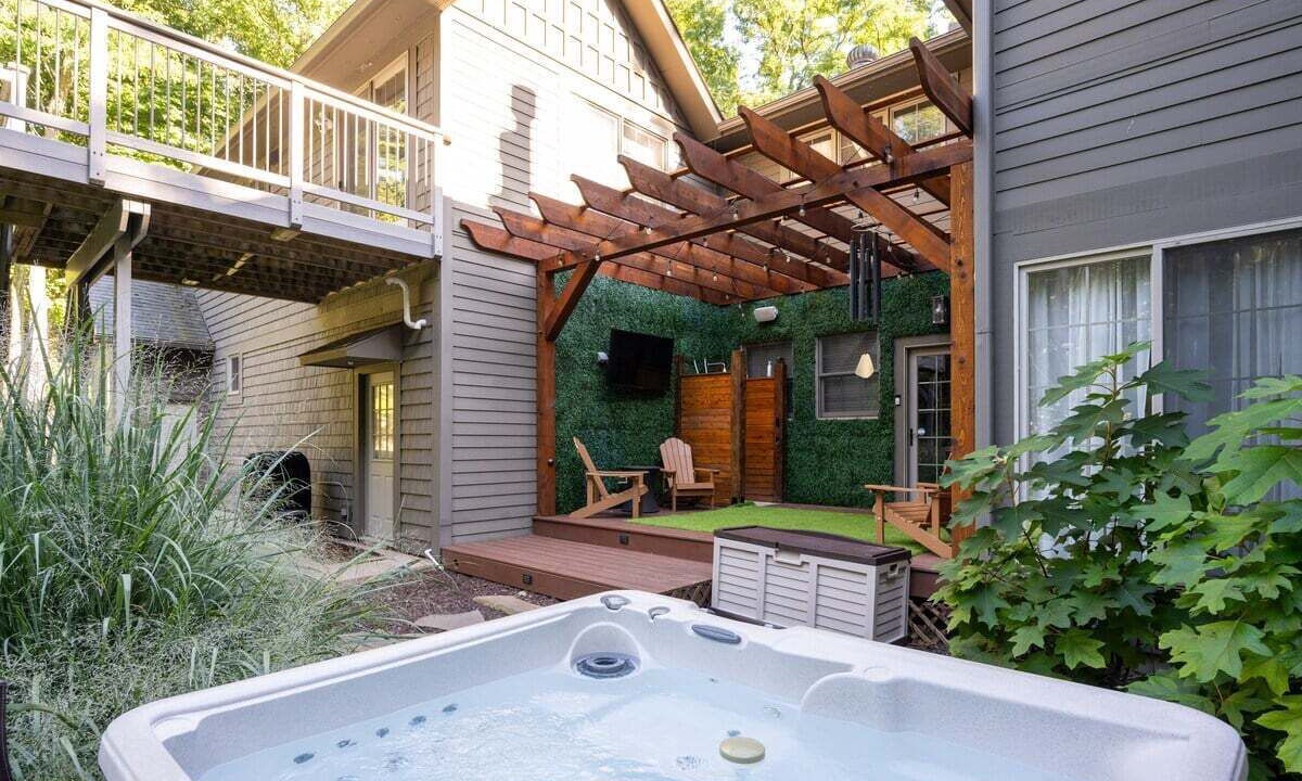 Photo of Patio Balcony in Saugatuck