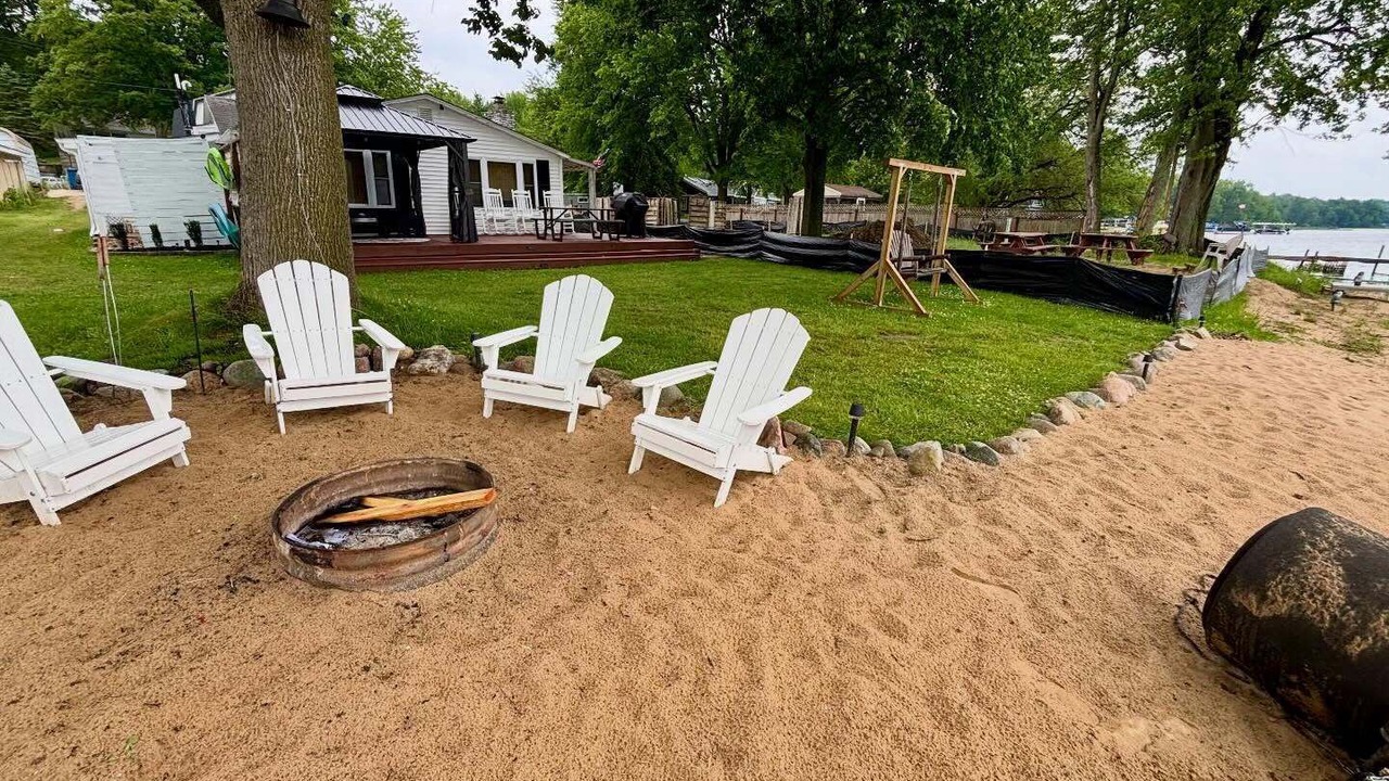 Photo of Outdoor in Gobles