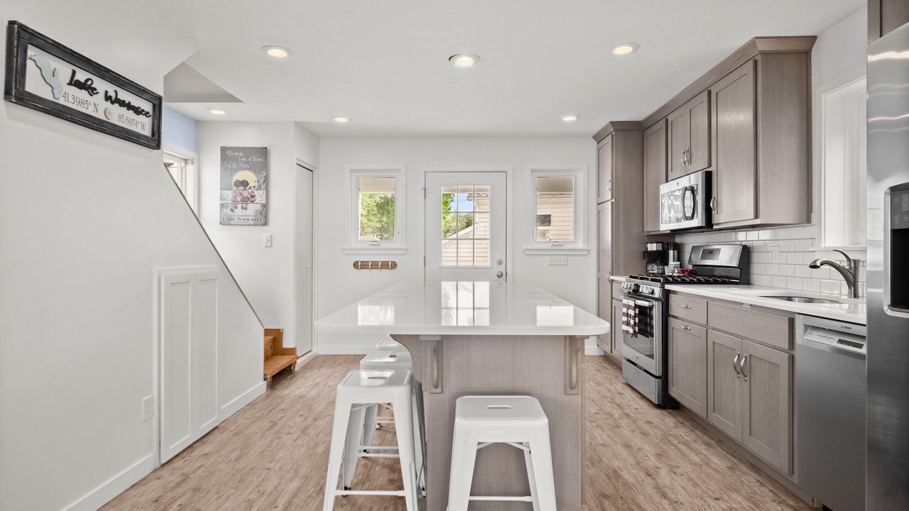 Photo of Kitchen in Enchanted Hills