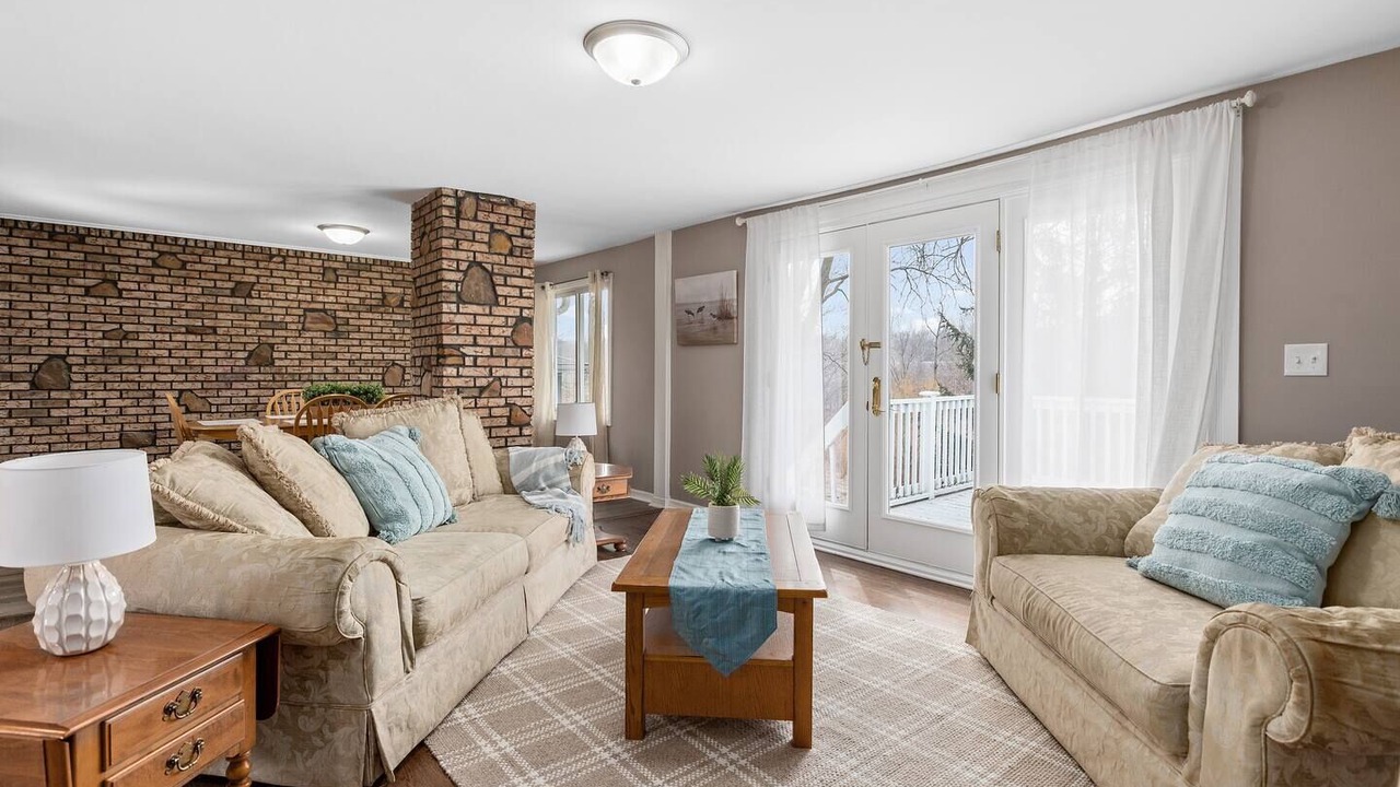 Photo of Livingroom in Portage