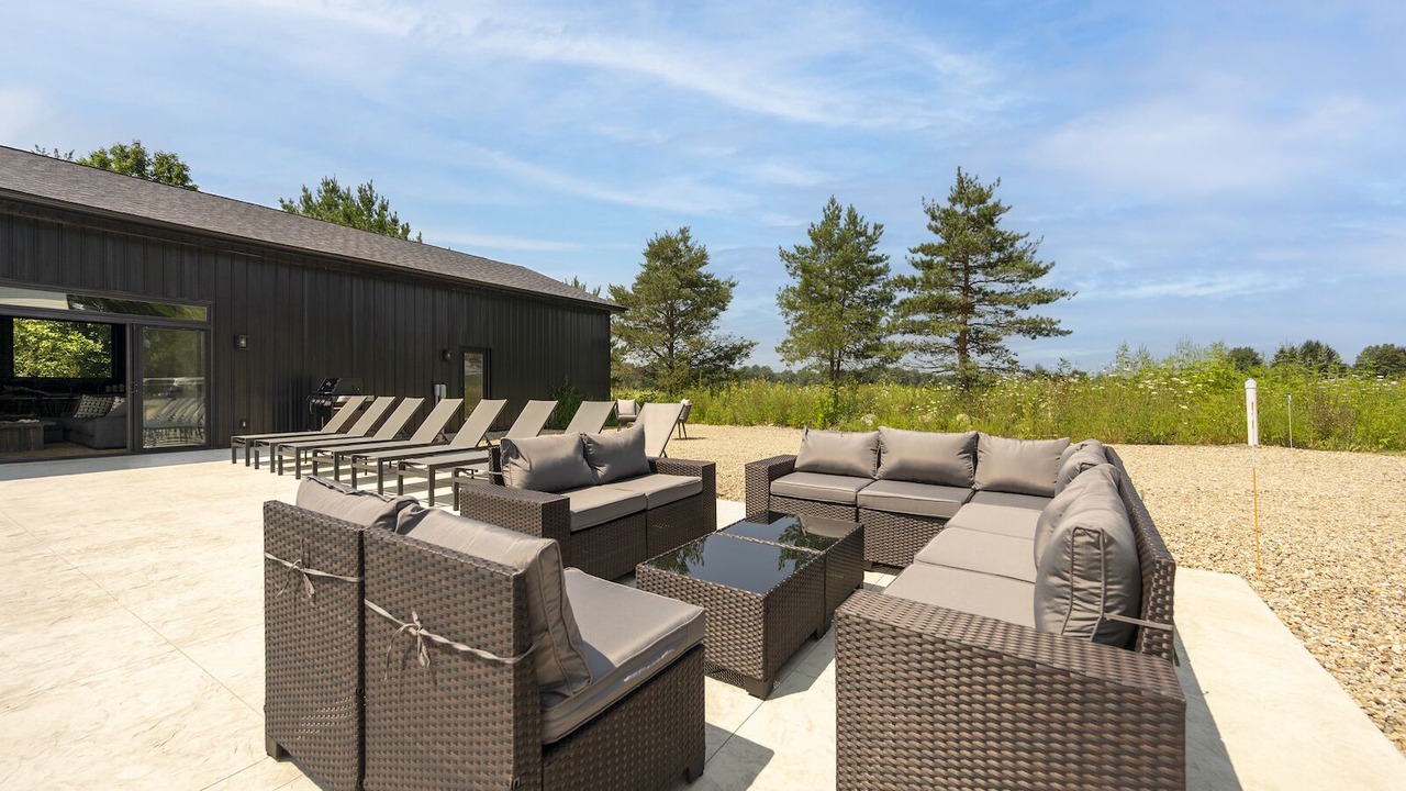 Photo of Patio Balcony in Three Oaks