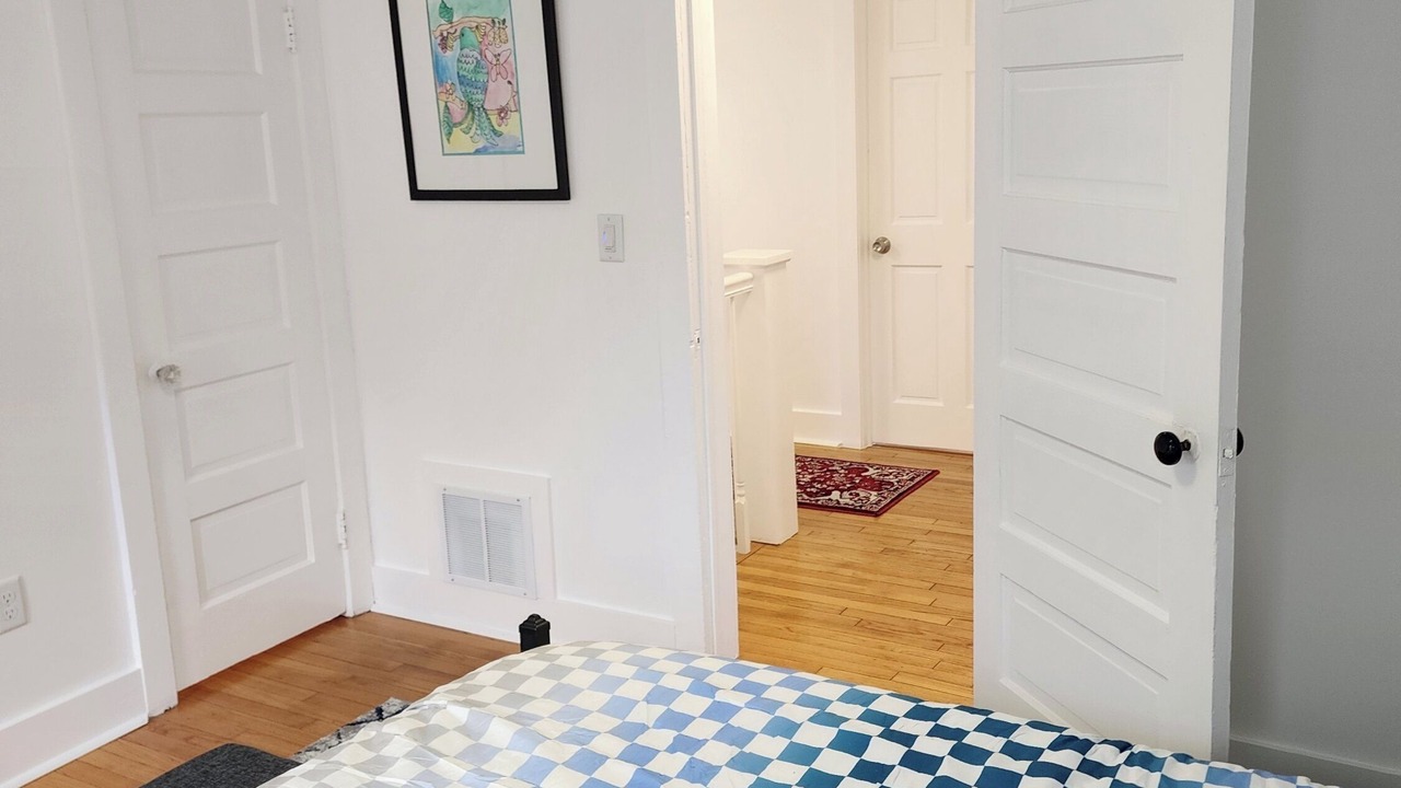 Photo of Bedroom in Roosevelt Park