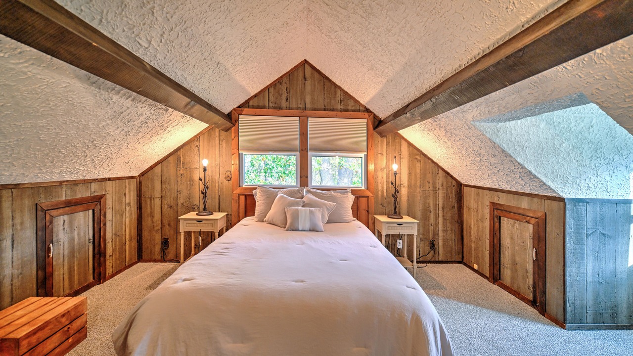 Photo of Bedroom in Middlebury
