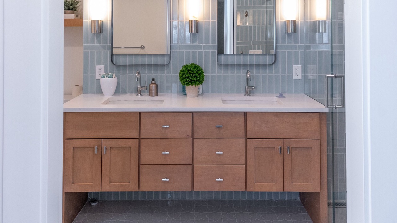 Photo of Bathroom in Lake Michigan Beach