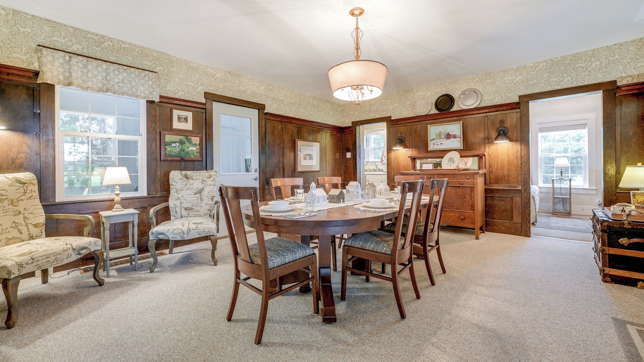 Photo of Bedroom in Westler Lake
