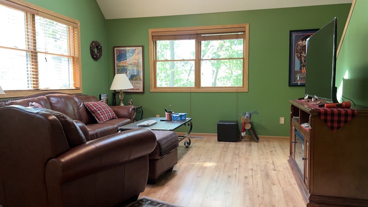 Photo of Livingroom in Michigan City