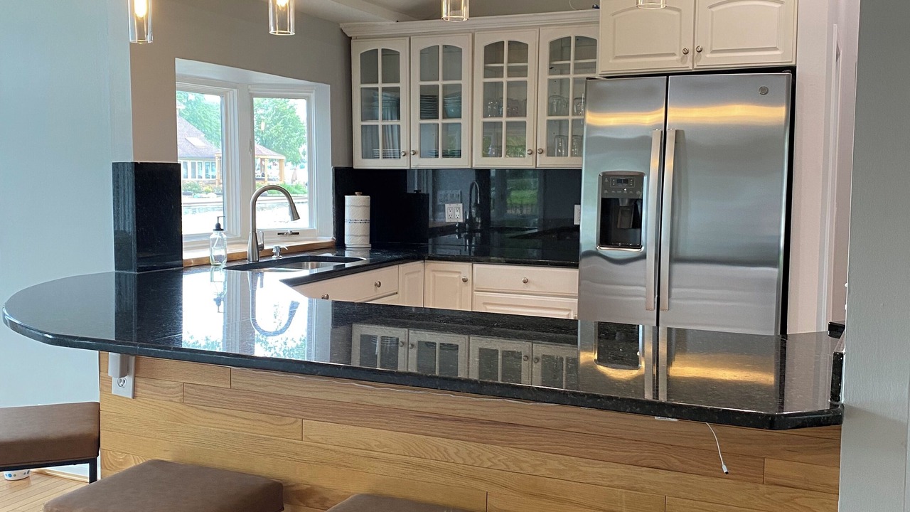 Photo of Kitchen in Sylvan Lake