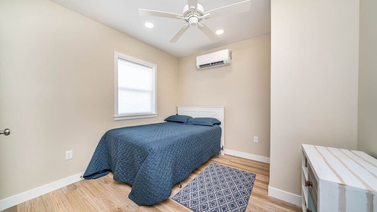 Photo of Bedroom in Paw Paw Lake