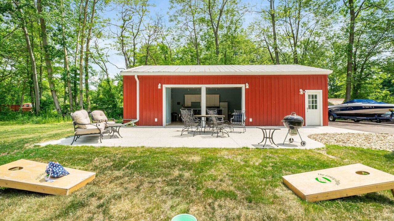 Photo of Outdoor in Paw Paw Lake