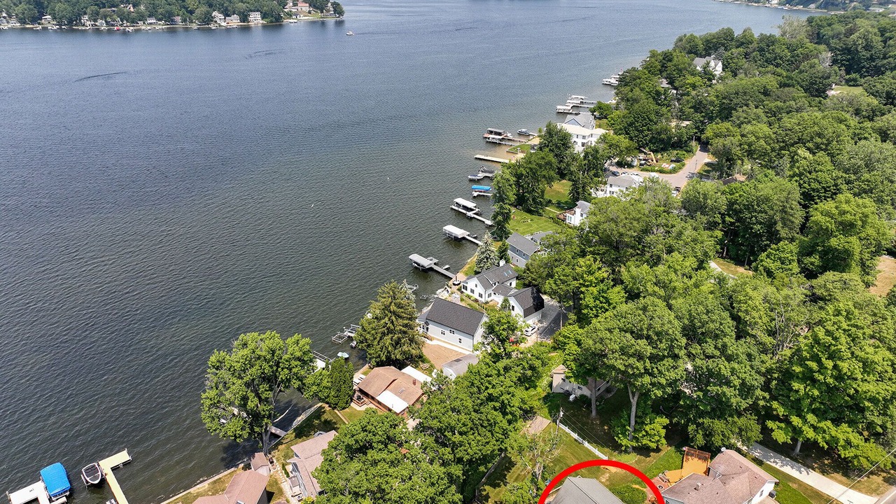 Photo of Outdoor in Paw Paw Lake