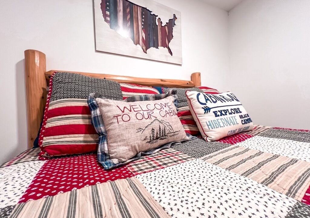 Photo of Bedroom in Winamac