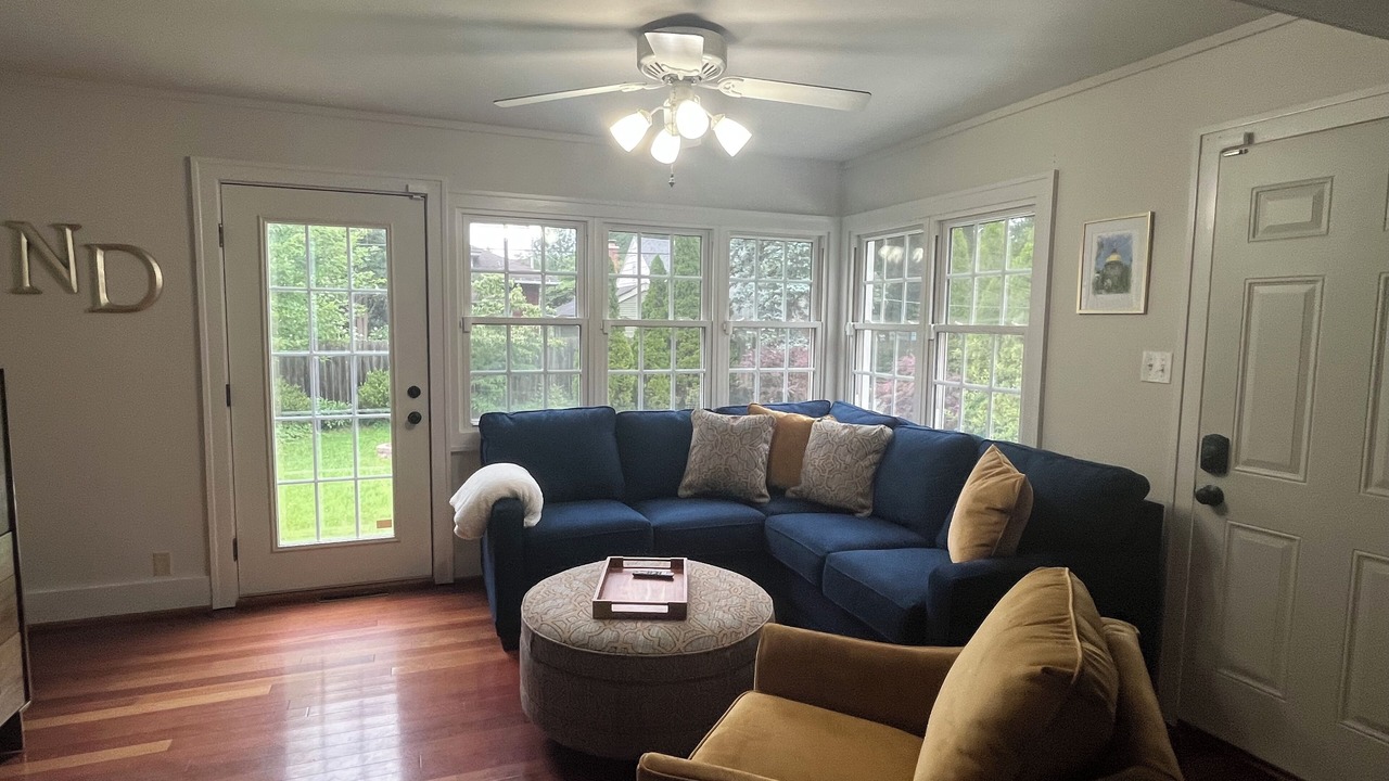 Photo of Livingroom in Northshore Triangle