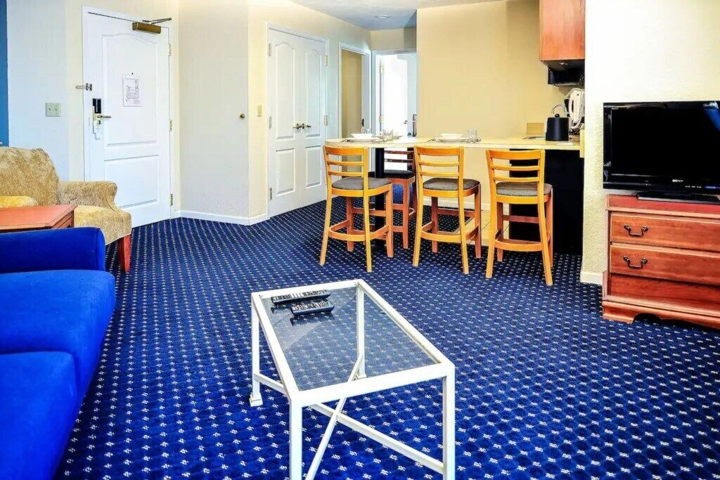 Photo of Livingroom in Mishawaka