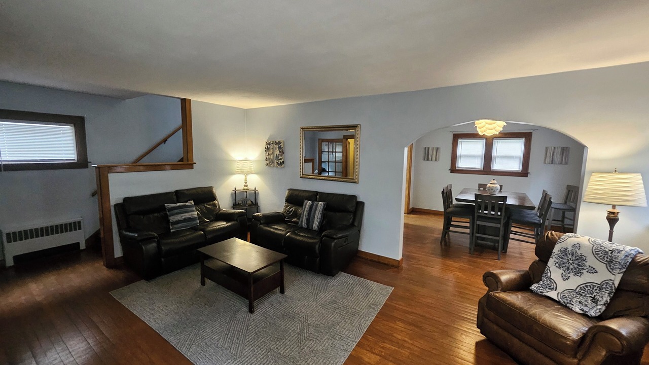Photo of Livingroom in Lansing