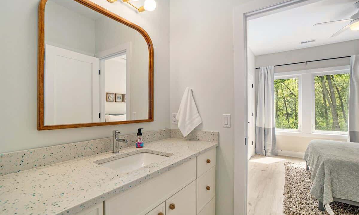 Photo of Bathroom in Miami Park