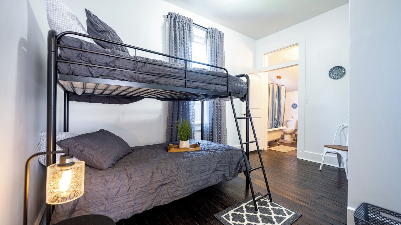 Photo of Bedroom in Indianapolis