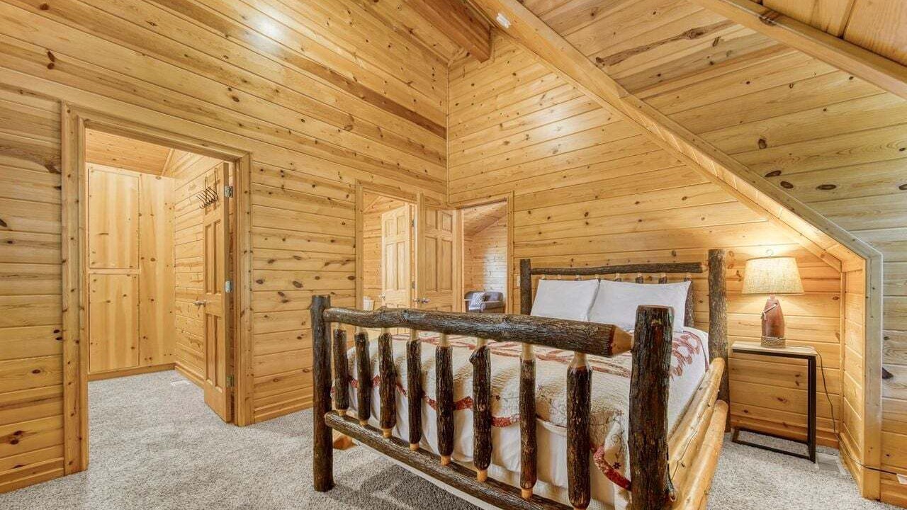 Photo of Bedroom in Saugatuck