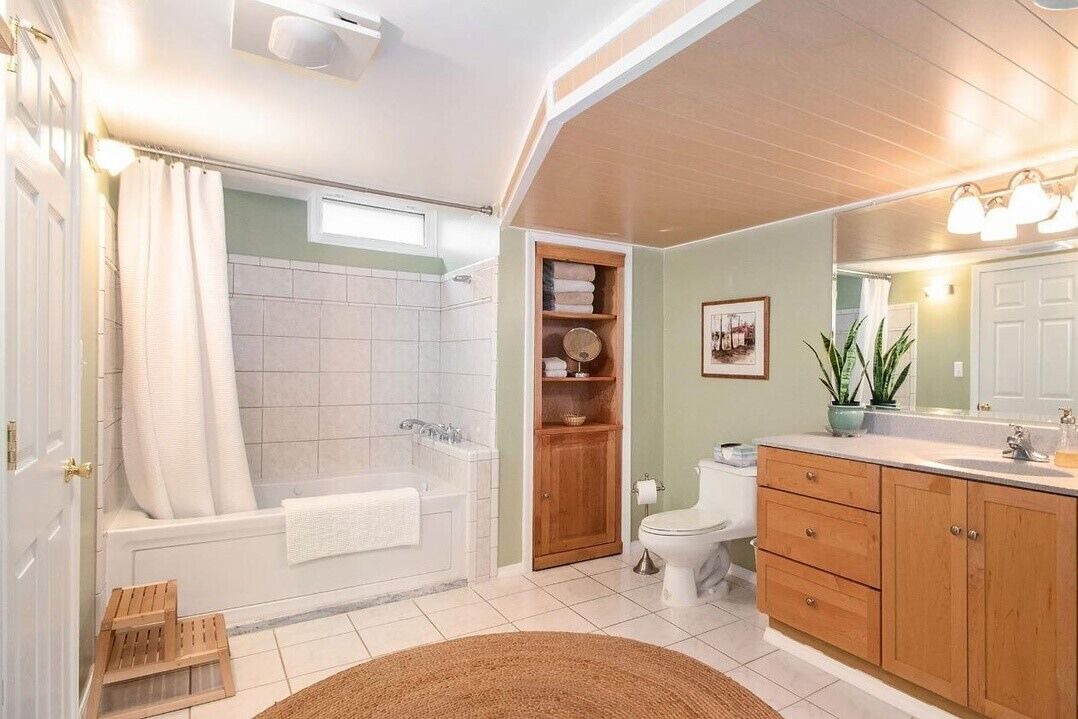 Photo of Bathroom in Dicken