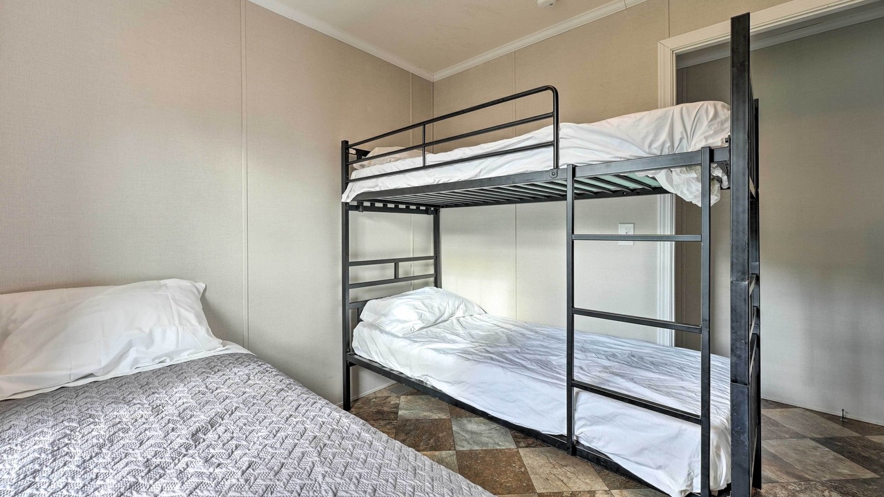 Photo of Bedroom in Cassopolis