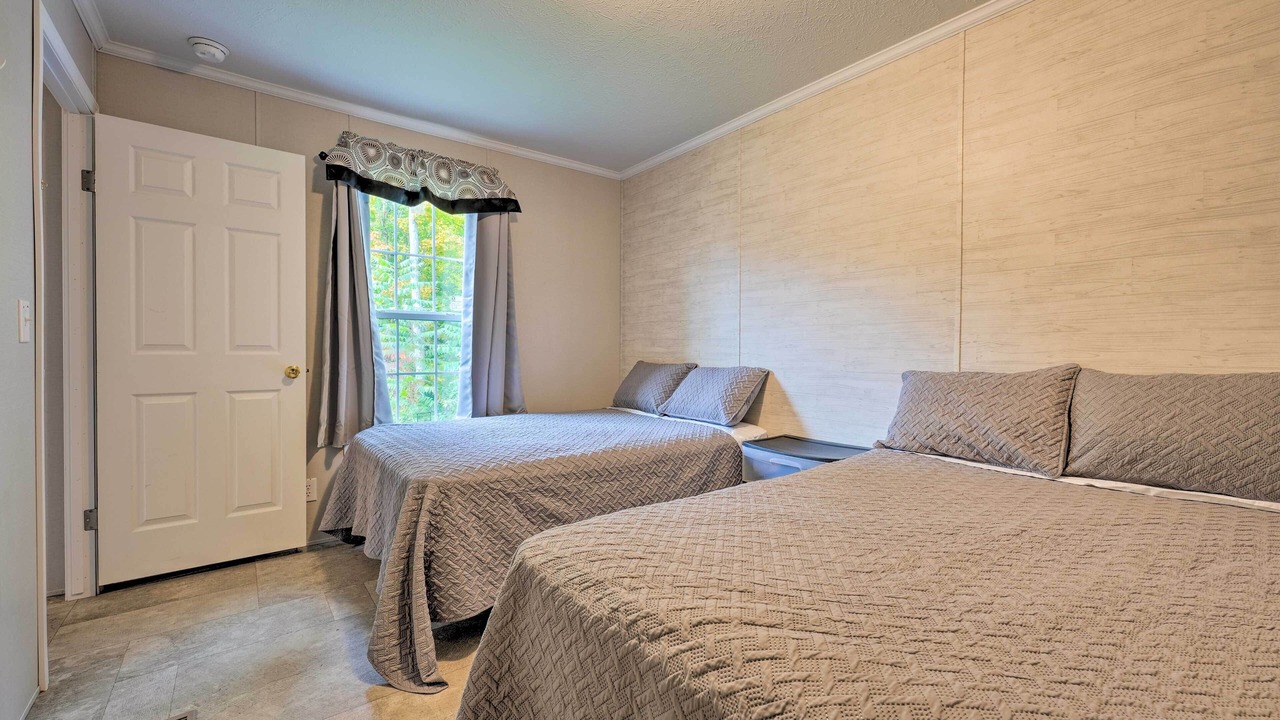 Photo of Bedroom in Cassopolis