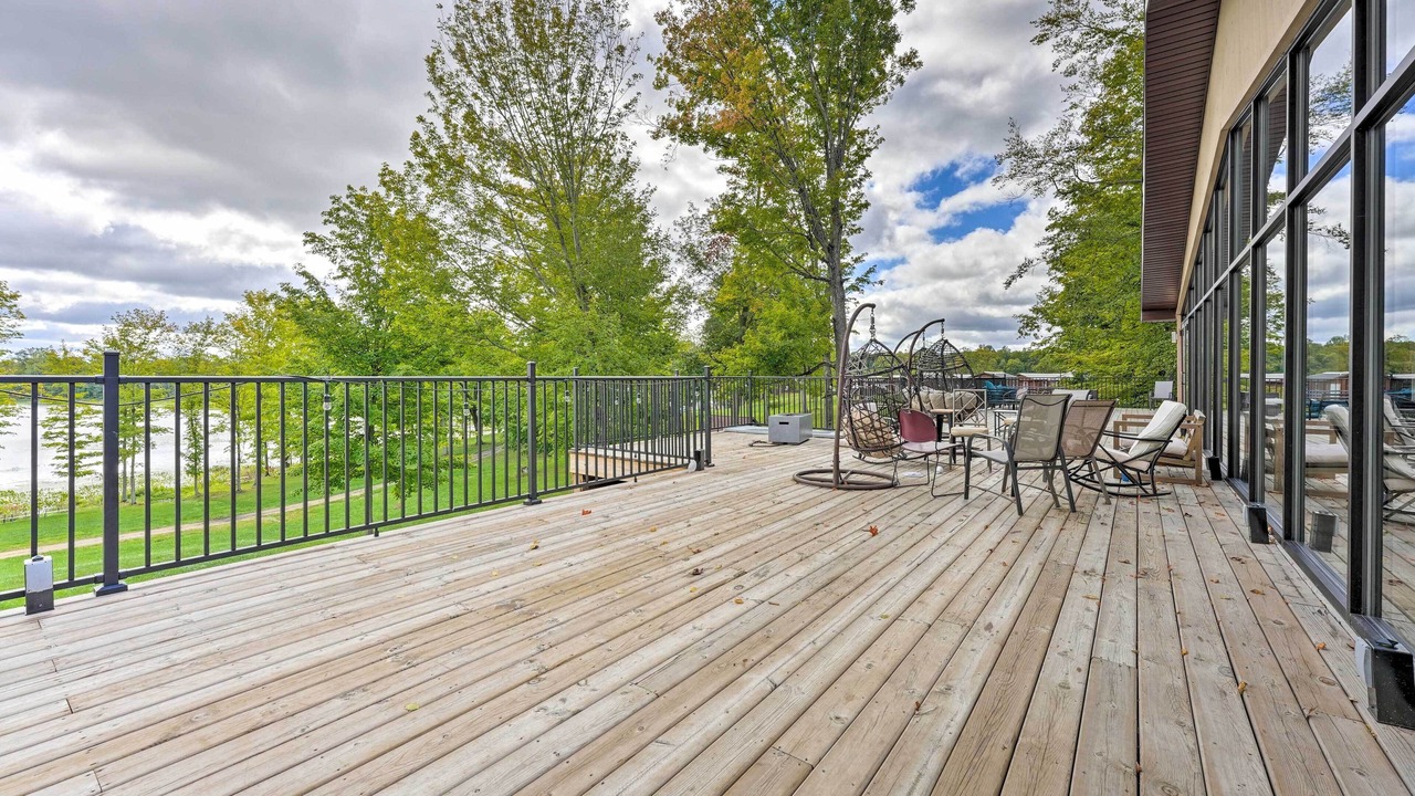 Photo of Patio Balcony in Cassopolis
