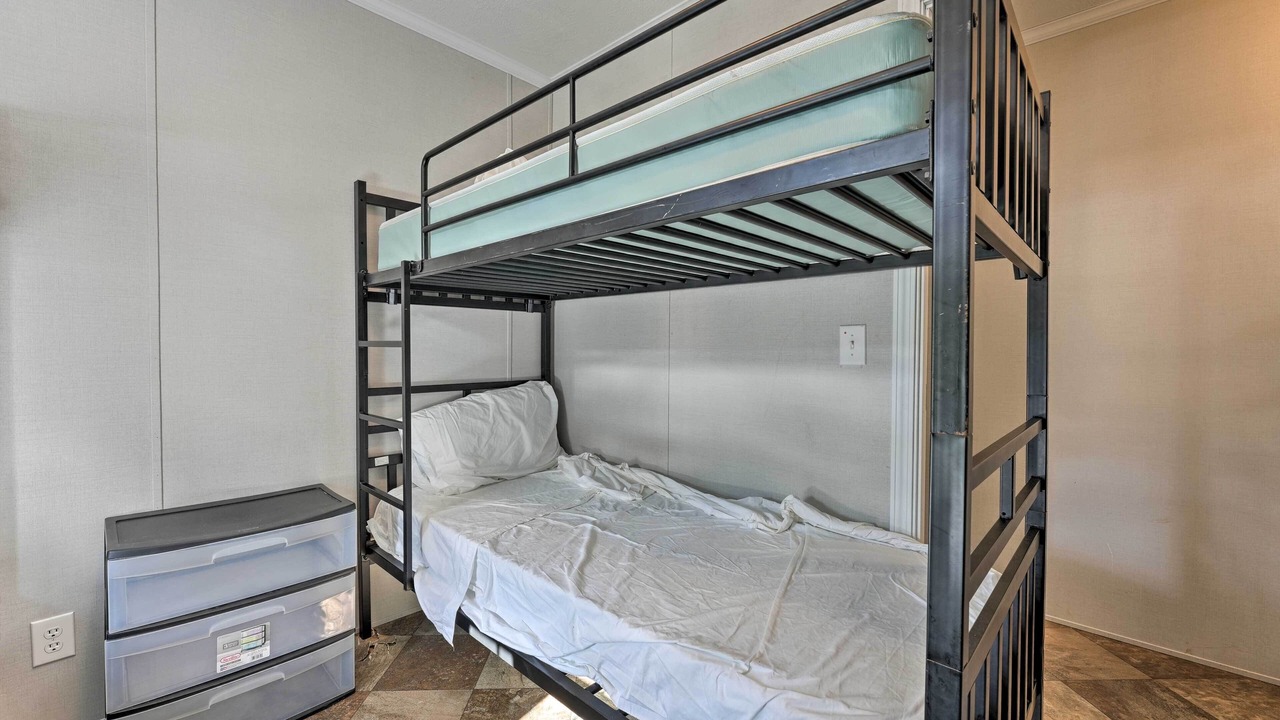Photo of Bedroom in Cassopolis