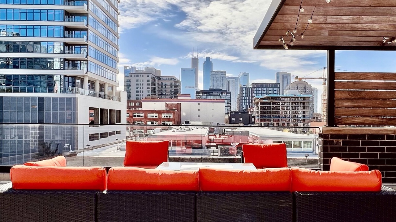 Photo of Outdoor in Near North Side
