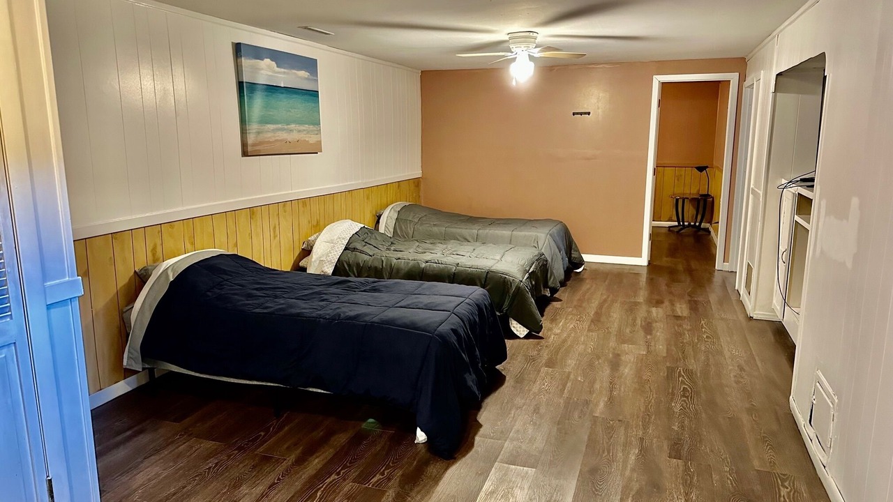 Photo of Bedroom in Wooded Estates