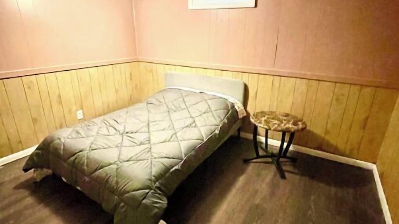 Photo of Bedroom in Wooded Estates