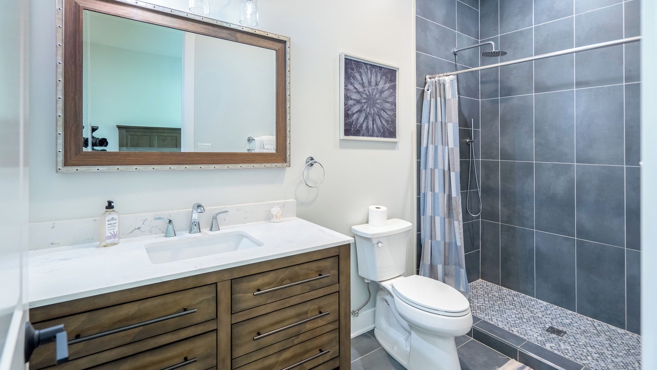 Photo of Bathroom in Delong