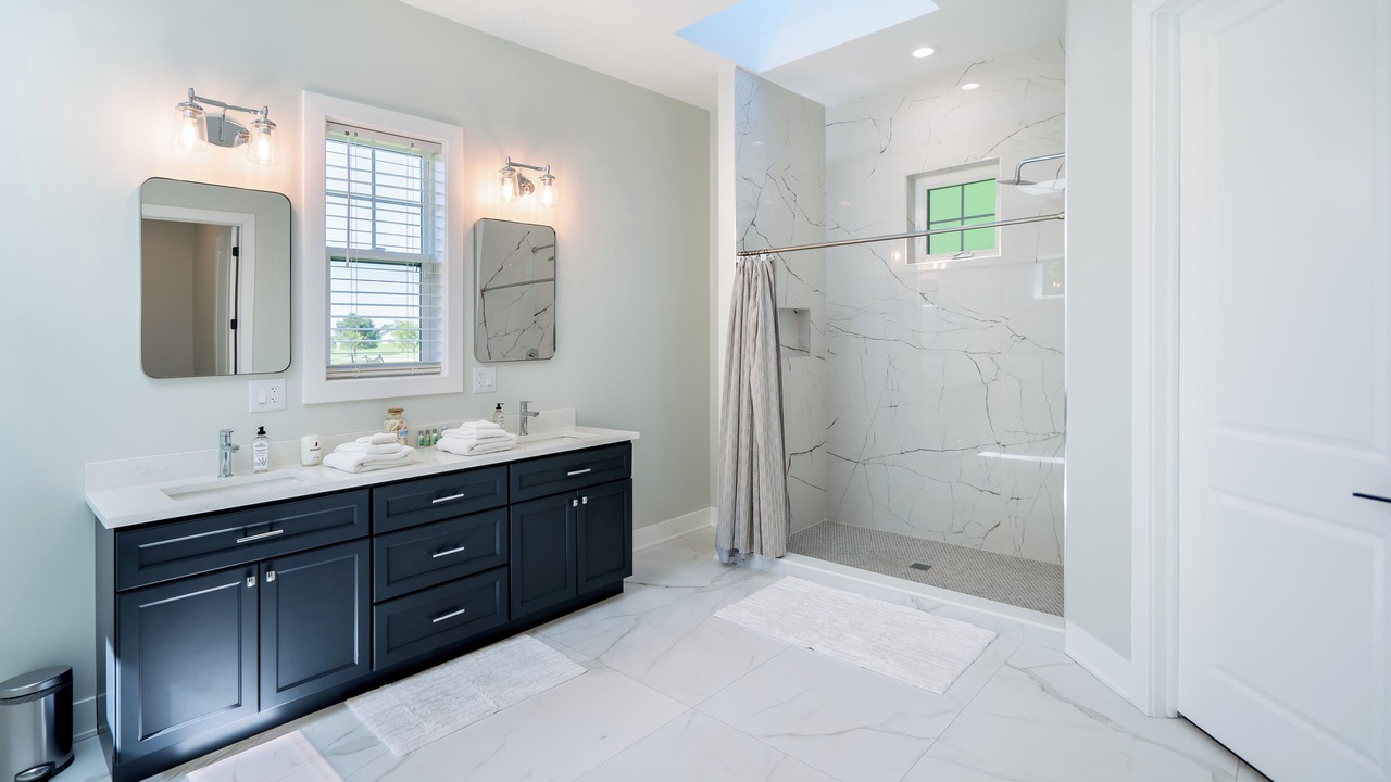 Photo of Bathroom in Delong