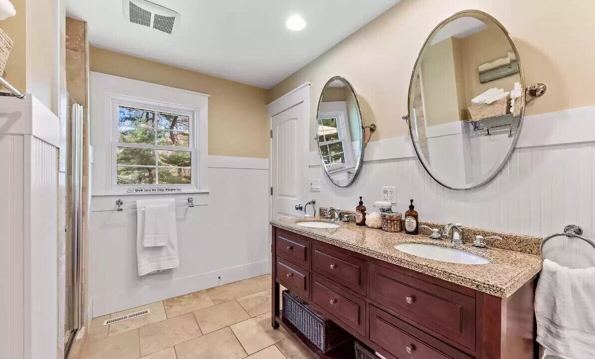 Photo of Bathroom in Shorewood-Tower Hills-Harbert