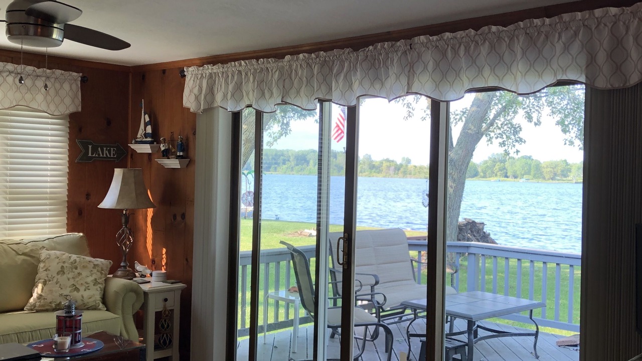 Photo of Livingroom in Coldwater