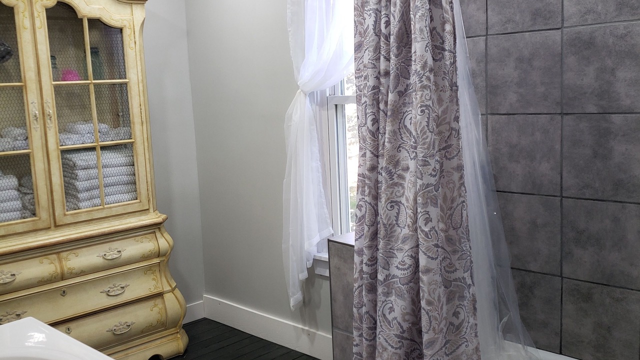 Photo of Bathroom in Hillsdale