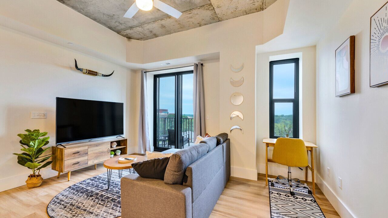 Photo of Livingroom in Northeast South Bend