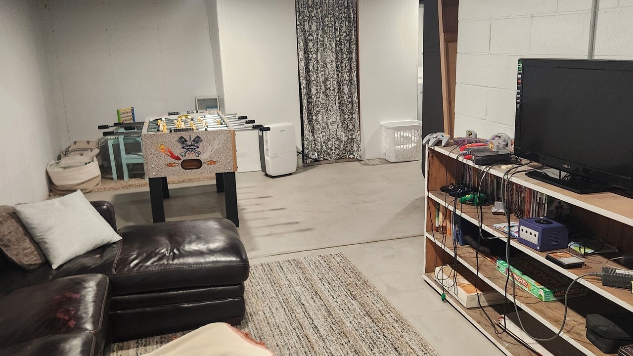 Photo of Bedroom in Walker