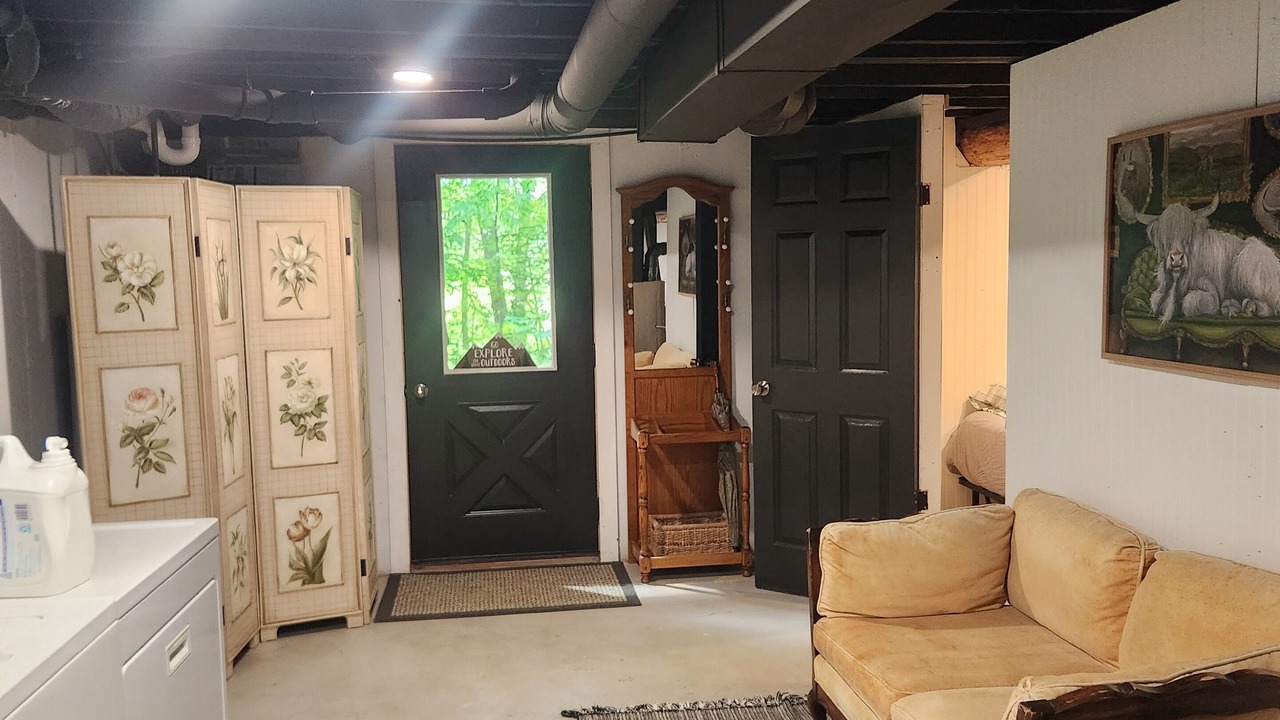 Photo of Livingroom in Walker