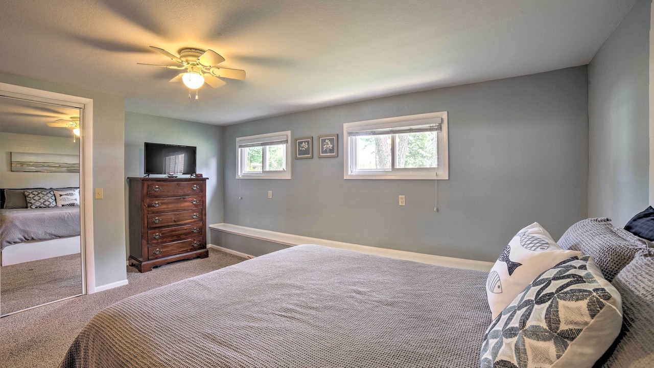Photo of Bedroom in Brimfield