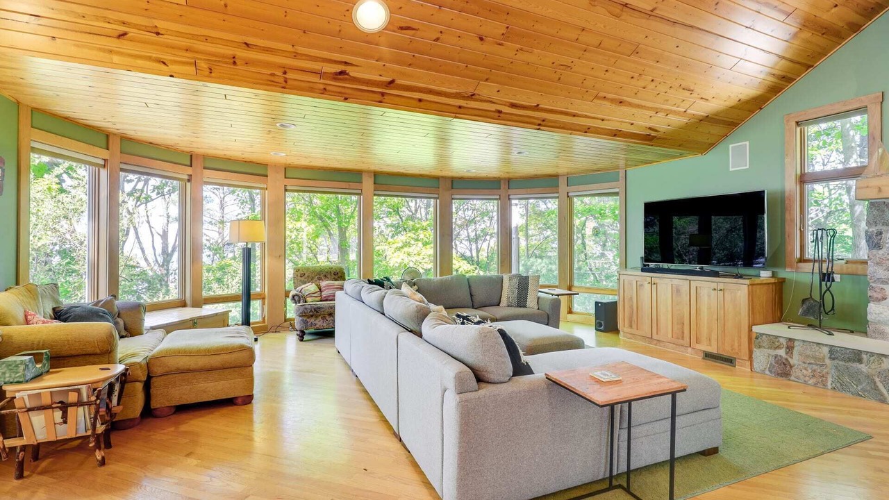 Photo of Livingroom in Shelby