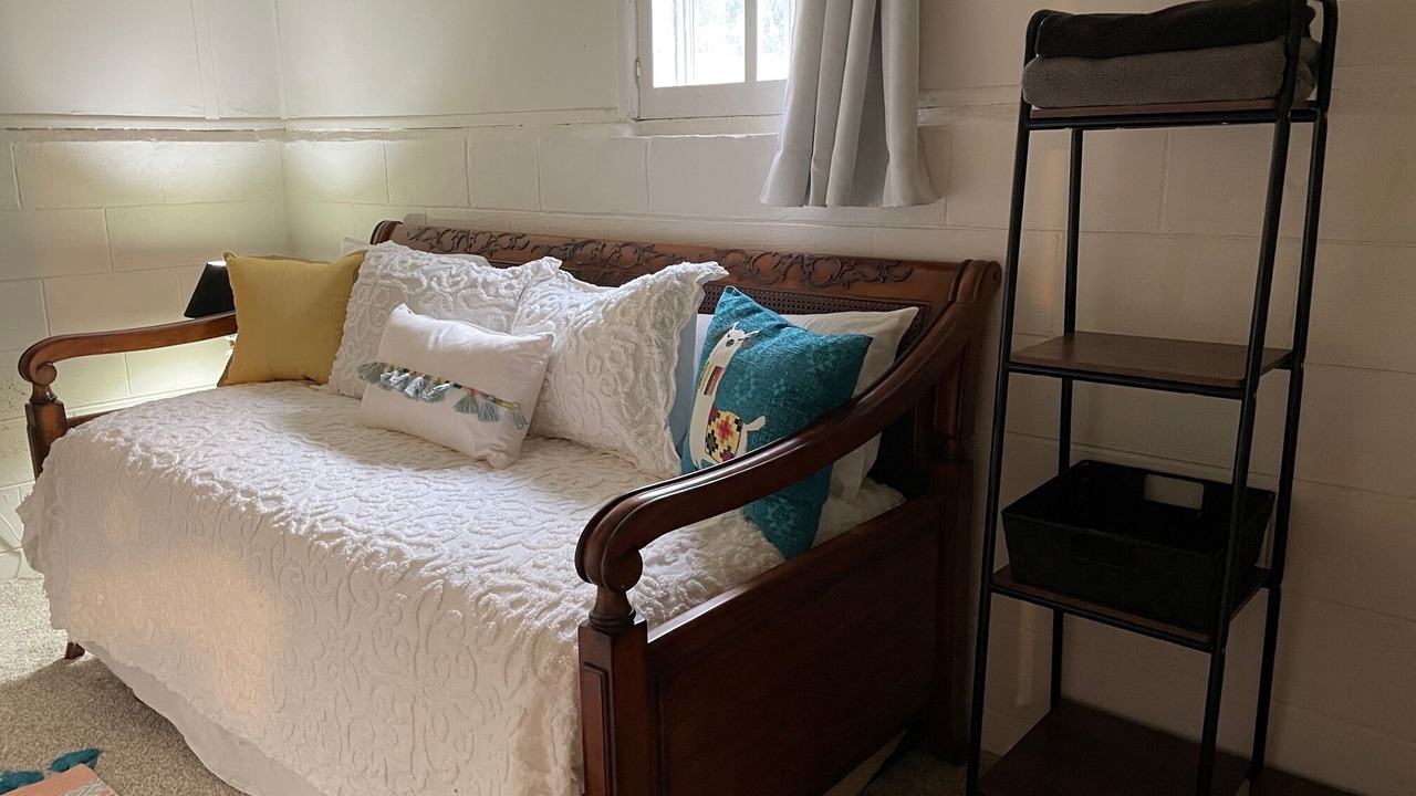 Photo of Bedroom in Lakeside