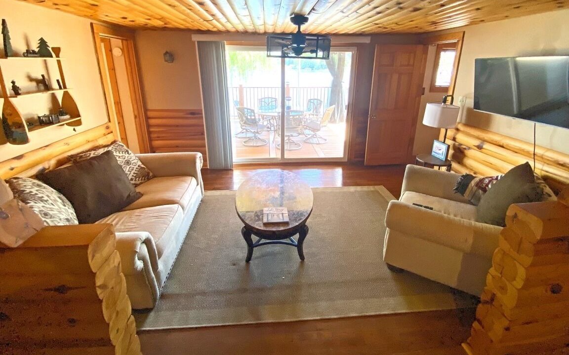 Photo of Livingroom in Fulton