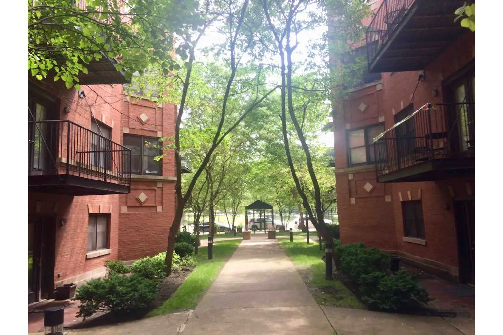 Photo of Outdoor in Woodlawn