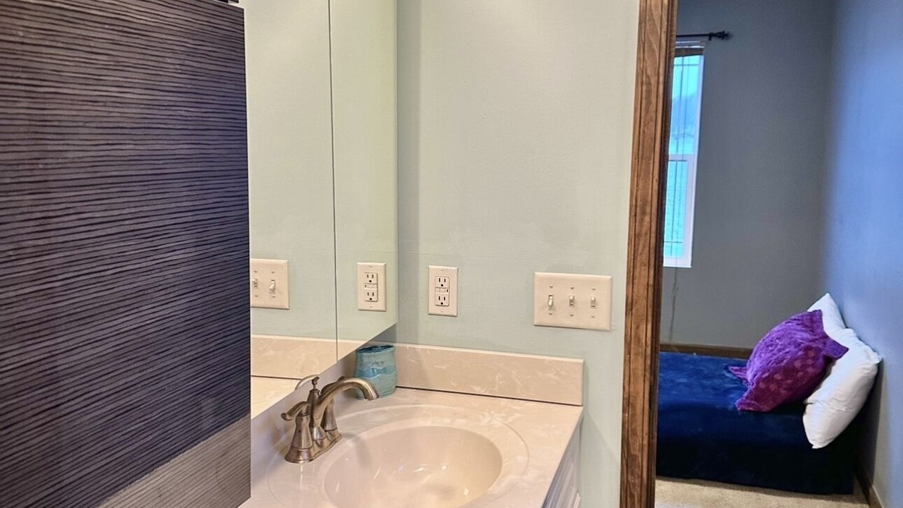 Photo of Bathroom in Hudson Lake